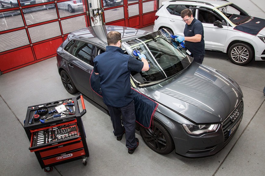 Junited Autoglas Pauen Langenfeld In Langenfeld
