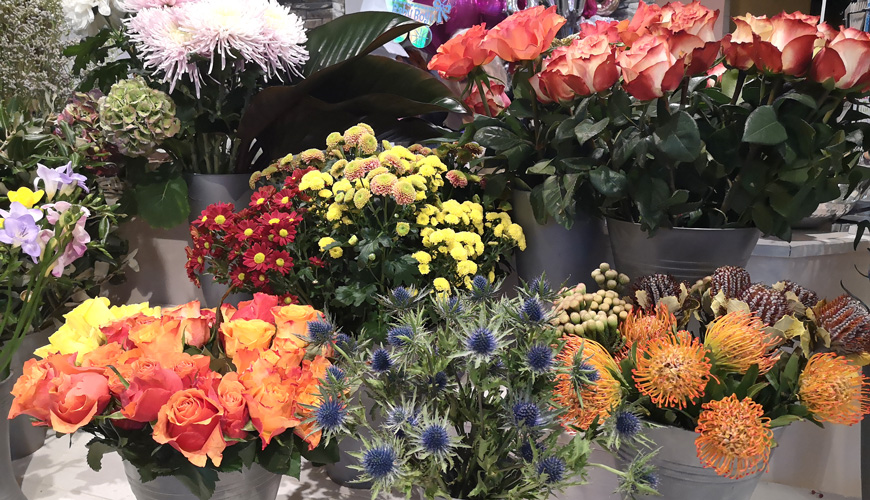 Nowak Art Düsseldorf Blumenstrauß Blumen-Nowak-Art-Duesseldorf-Geschenkideen-Strauss