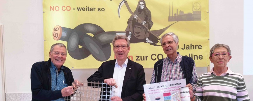 Vier neue Kläger gegen das umstrittene Rohrleitungsprojekt Vier neue Kläger gegen das umstrittene Rohrleitungsprojekt